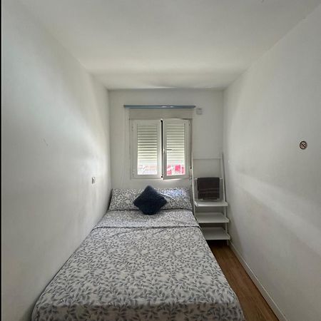 Отель Habitacion Con Bano Compartido Мадрид Экстерьер фото